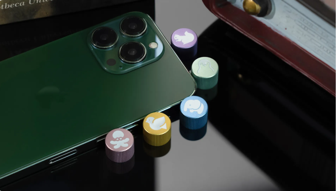 [GroupBuy] Meletrix ZoomPad - Spinny Friends & Personalized Knobs